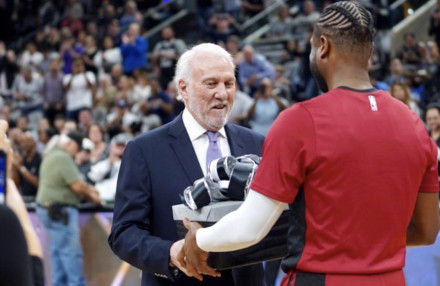 中凭借出色 中凭借出色